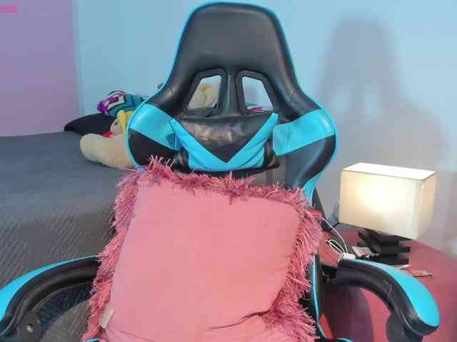 MariaFoxx webcam