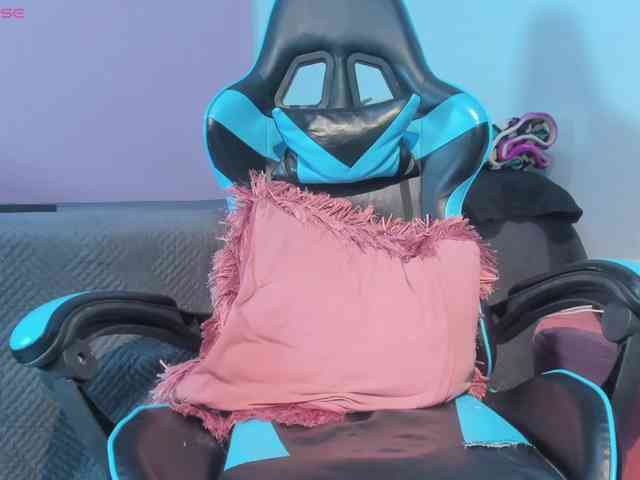 MariaFoxx webcam