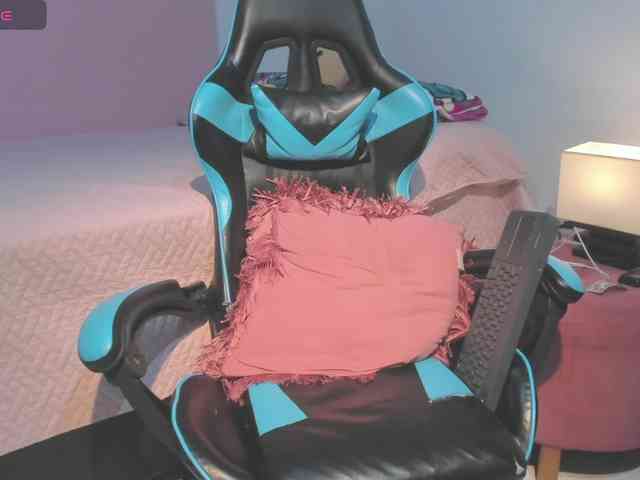 MariaFoxx webcam