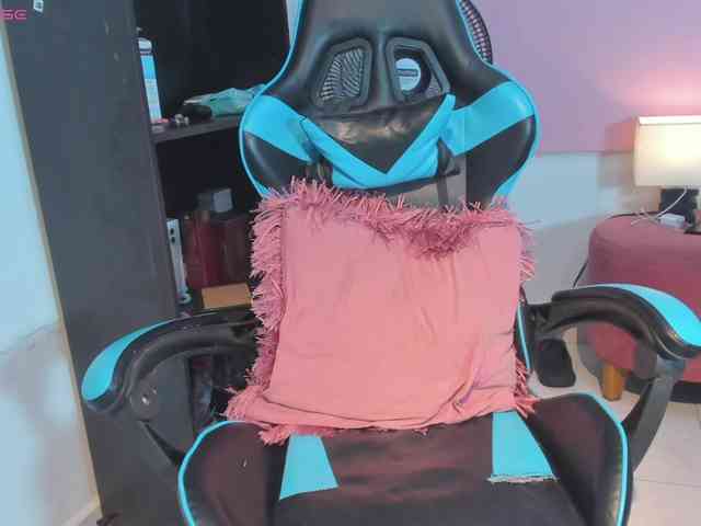 MariaFoxx webcam