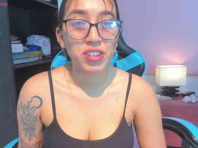 MariaFoxx webcam
