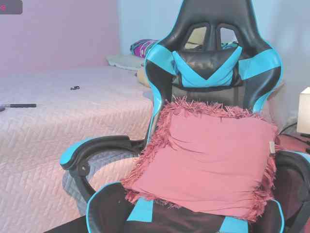 MariaFoxx webcam