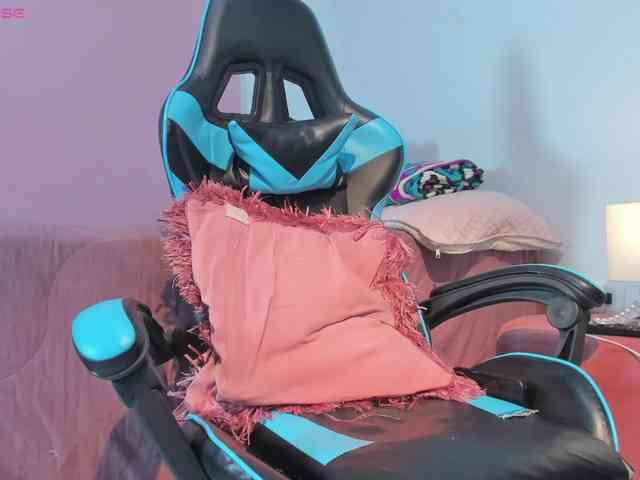 MariaFoxx webcam