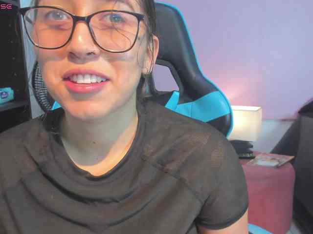 MariaFoxx webcam