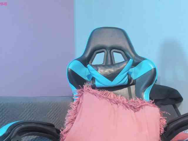 MariaFoxx webcam