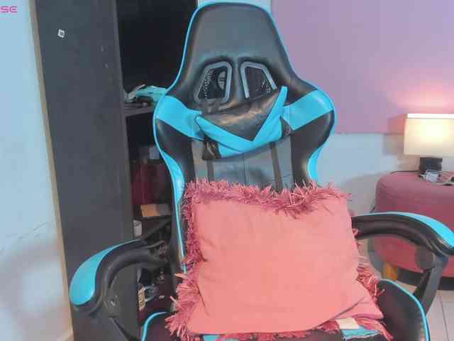 MariaFoxx webcam