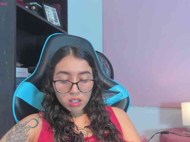 MariaFoxx webcam