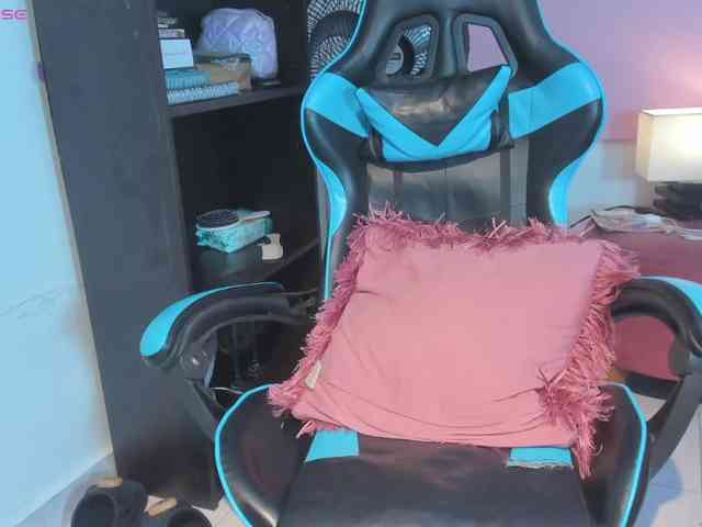 MariaFoxx webcam