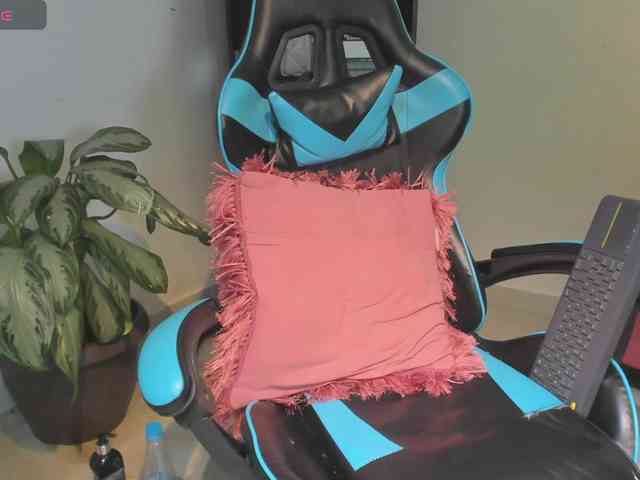 MariaFoxx webcam