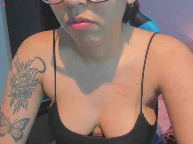 MariaFoxx webcam