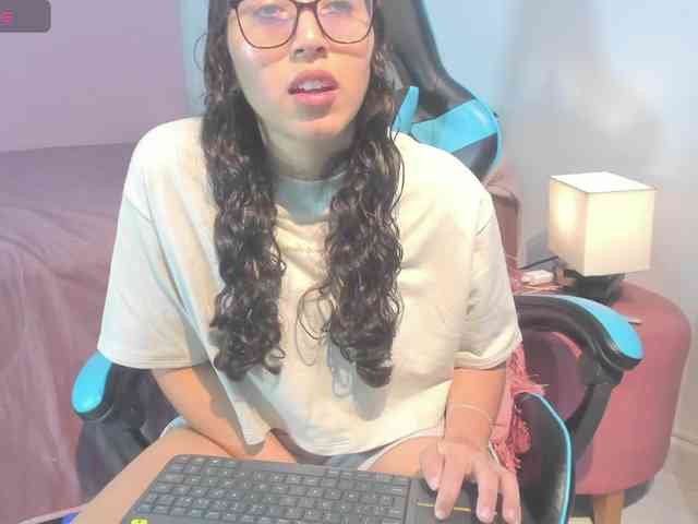MariaFoxx webcam