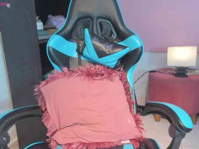 MariaFoxx webcam