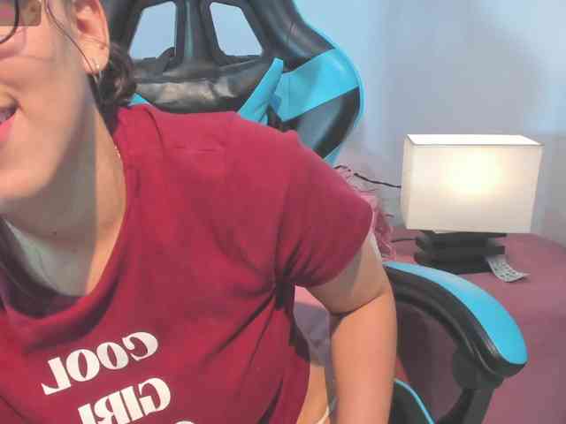 MariaFoxx webcam