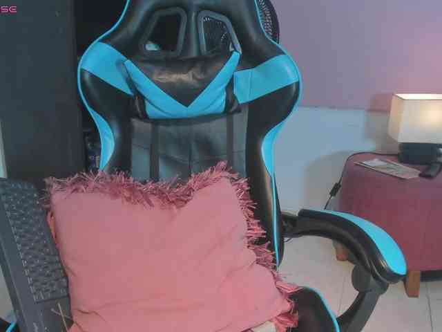 mariafoxx's live room