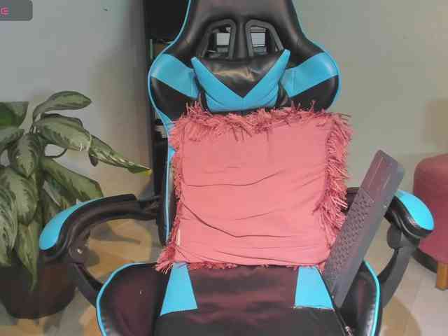 MariaFoxx webcam