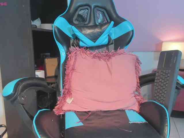 MariaFoxx webcam