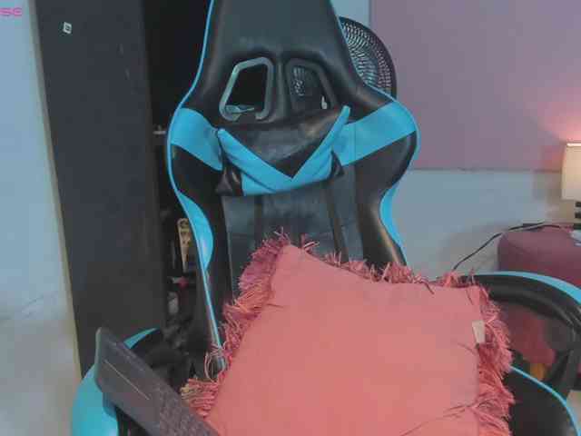 MariaFoxx webcam