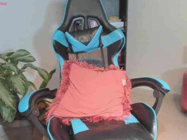 MariaFoxx webcam