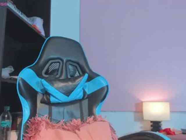 MariaFoxx webcam