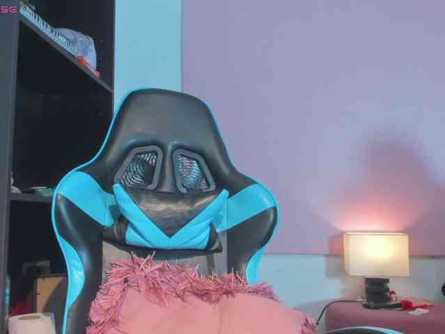 MariaFoxx webcam