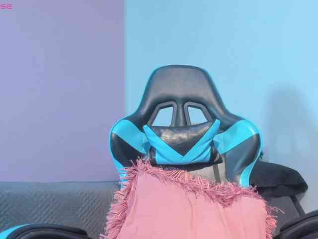 MariaFoxx webcam