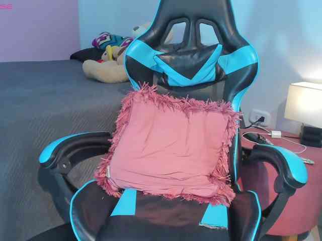 MariaFoxx webcam