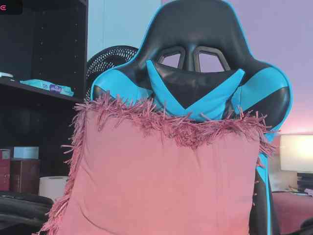MariaFoxx webcam
