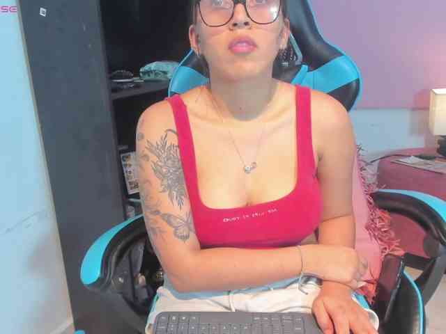 MariaFoxx webcam