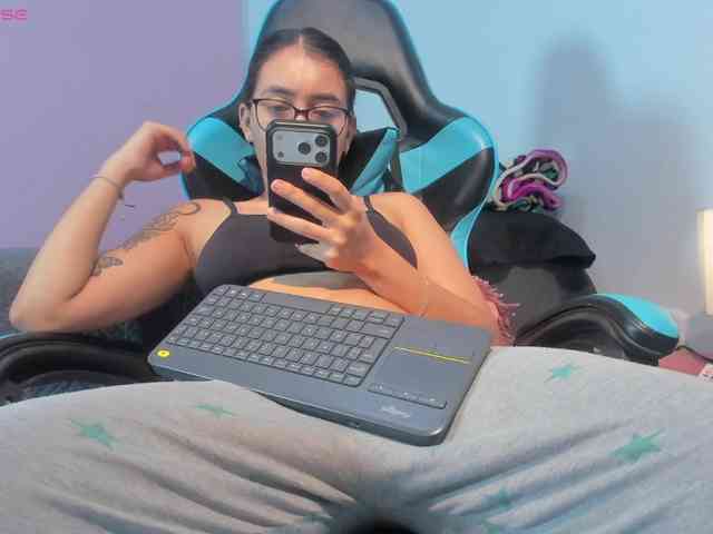 MariaFoxx webcam