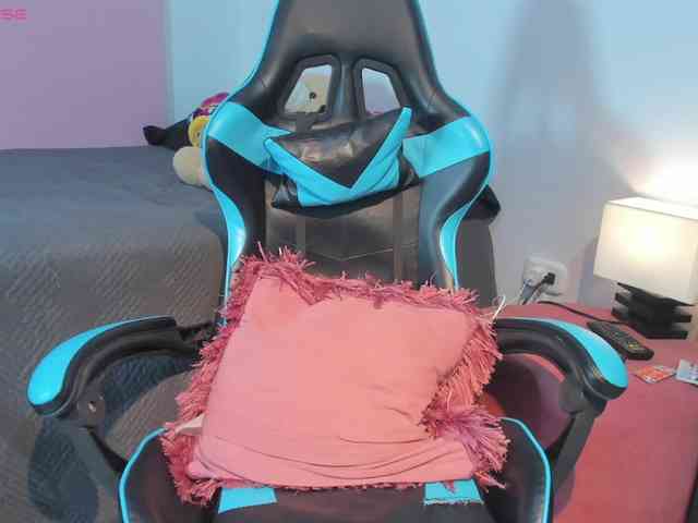 MariaFoxx webcam