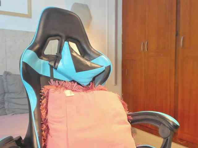 MariaFoxx webcam