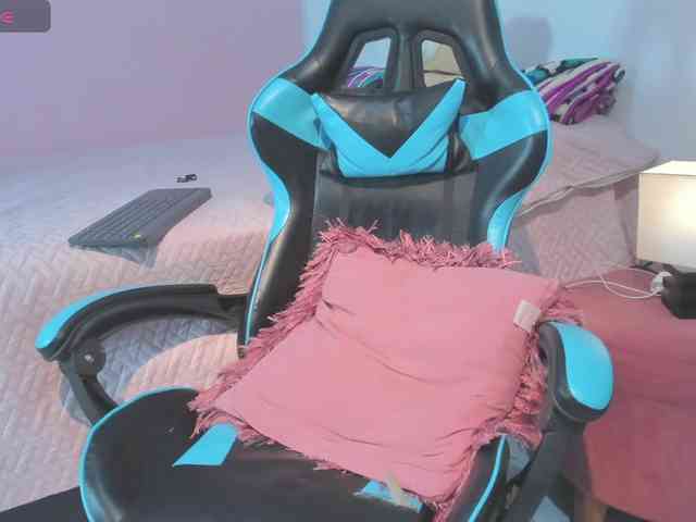 MariaFoxx webcam