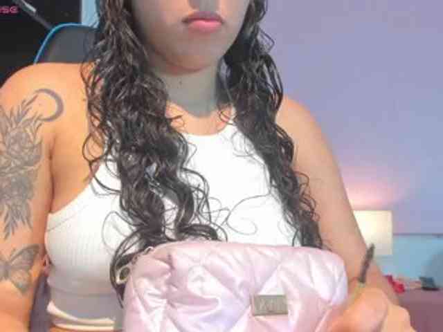 MariaFoxx webcam