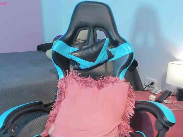 MariaFoxx webcam