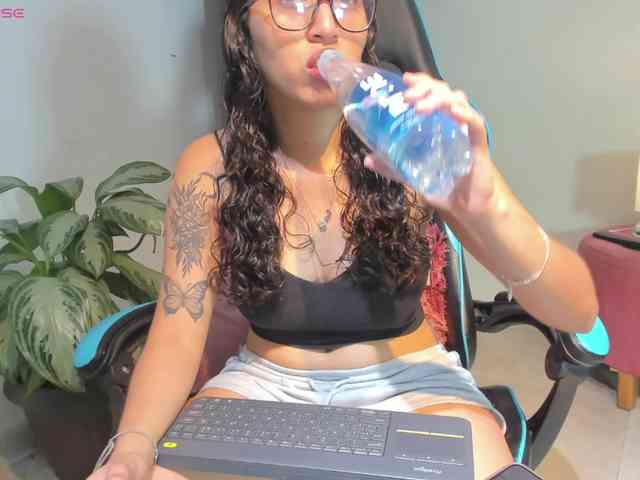 MariaFoxx webcam