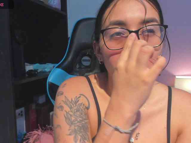 MariaFoxx webcam