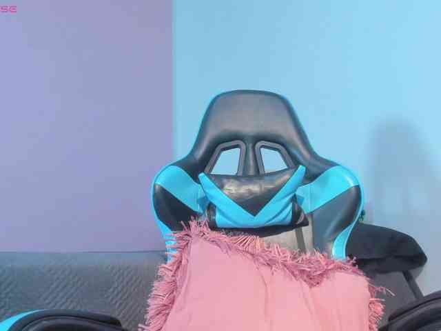 MariaFoxx webcam