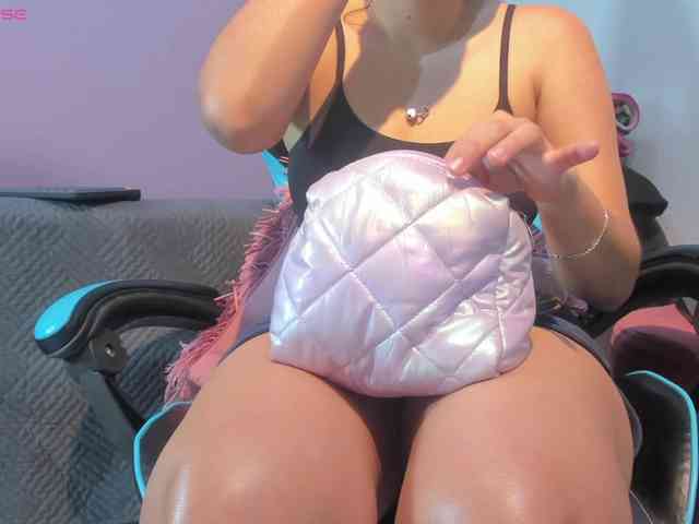 MariaFoxx webcam
