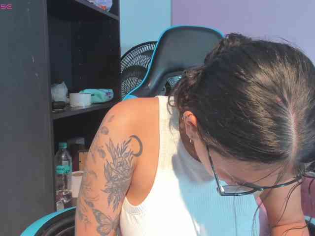 MariaFoxx webcam