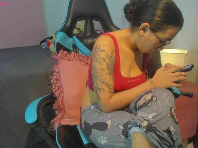 MariaFoxx webcam