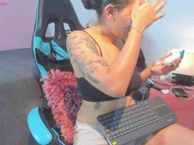 MariaFoxx webcam