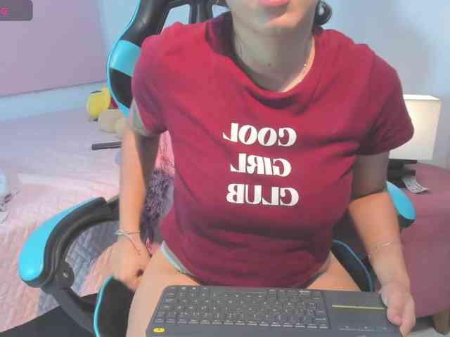 MariaFoxx webcam