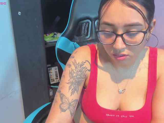 MariaFoxx webcam