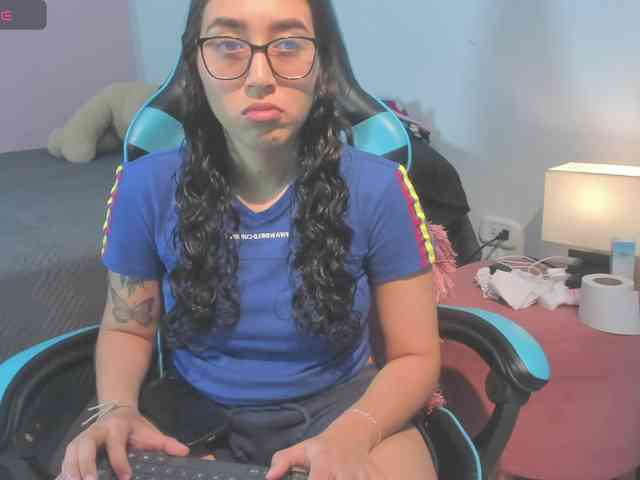 MariaFoxx webcam