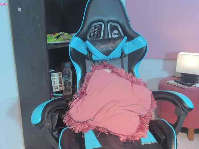 MariaFoxx webcam