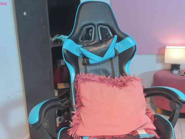 MariaFoxx webcam