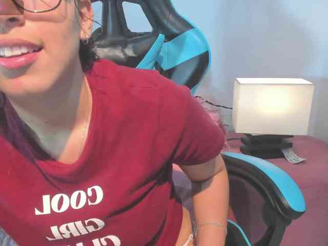 MariaFoxx webcam