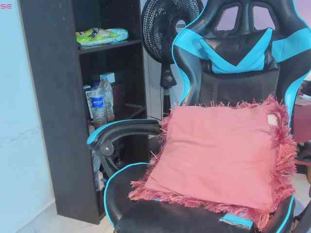 MariaFoxx webcam