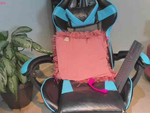 MariaFoxx webcam