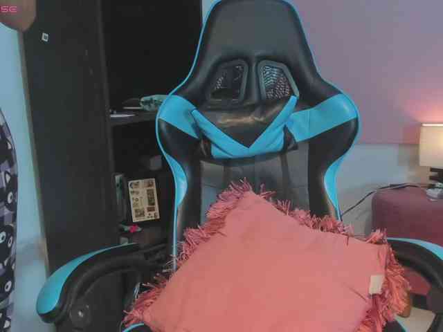 MariaFoxx webcam